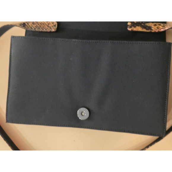 Vintage Missoni Snakeskin Clutch With Removable Shoulder Strap Snap Button Black